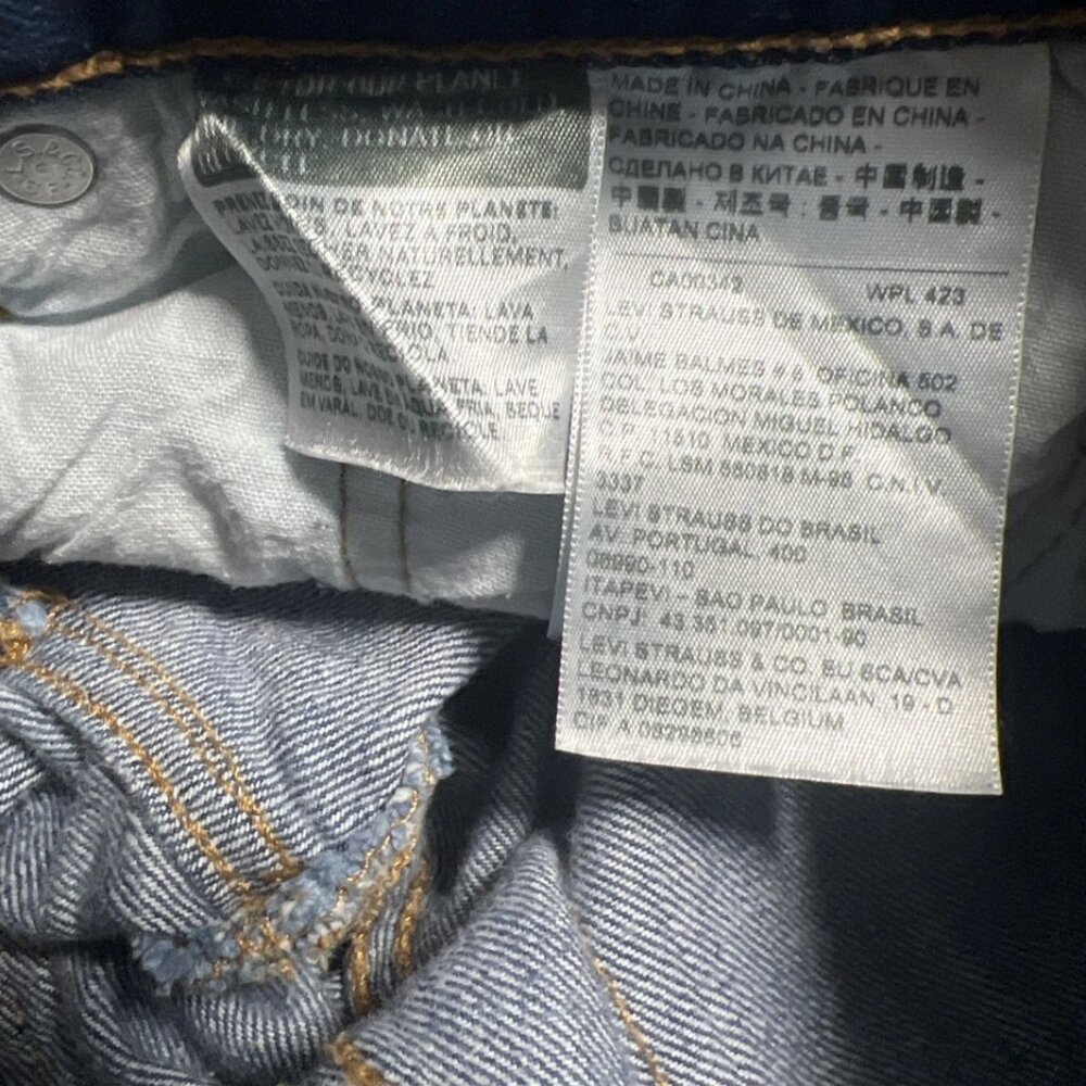 Levis 501 Ct Women’s Rare R Tag Button Crotch W26 - image 7